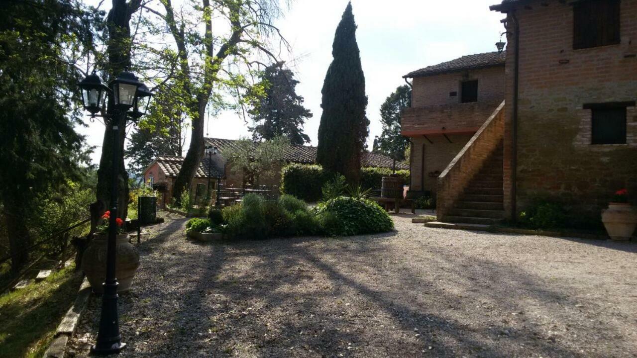 Agritur Villa Osvaldo Castiglione Del Lago Perugia Colazione Piscina Acqua Salata Ngoại thất bức ảnh
